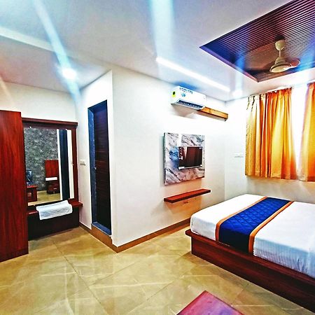 Hotel Achhu Palace 班加罗尔 外观 照片
