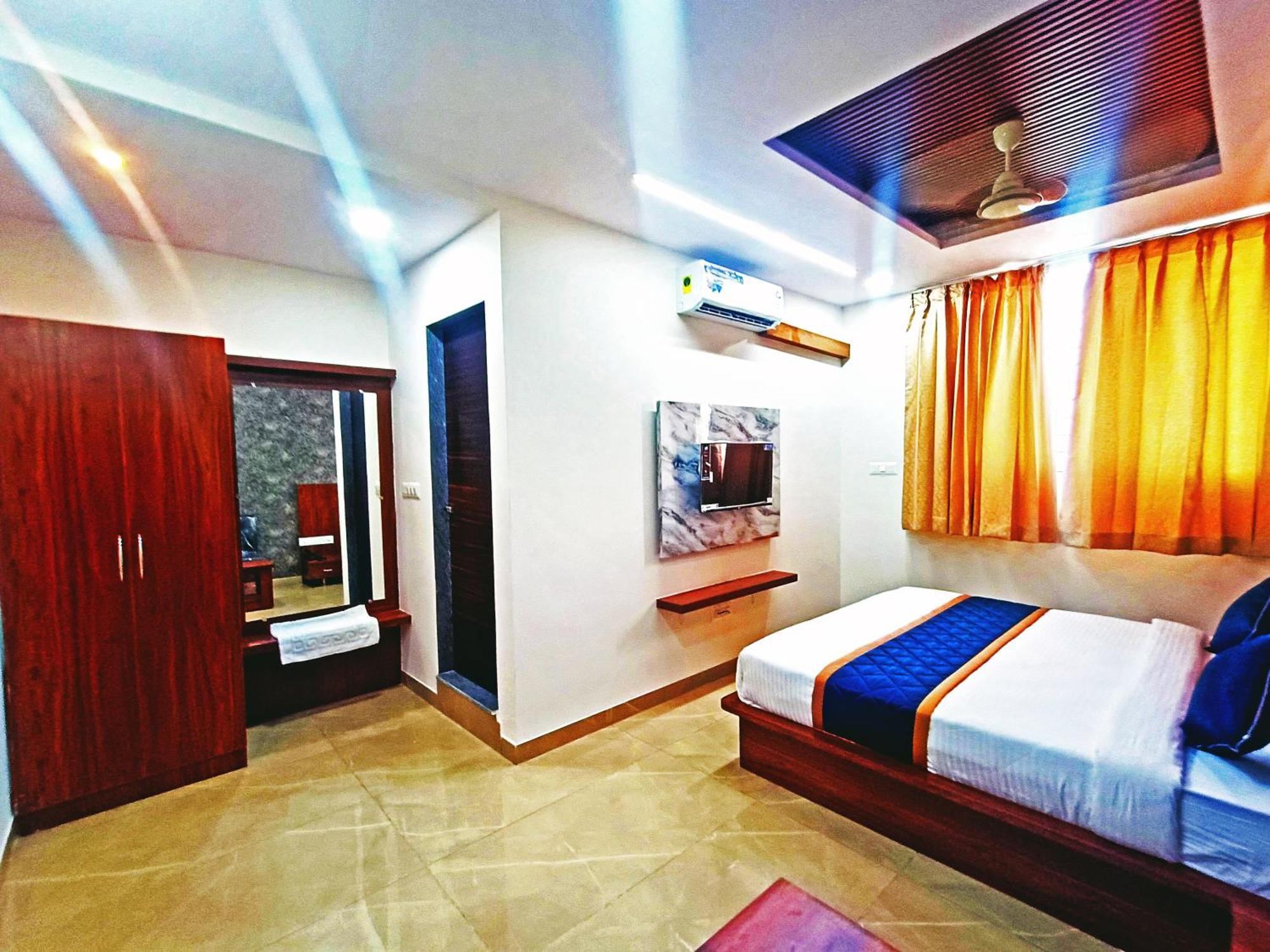 Hotel Achhu Palace 班加罗尔 外观 照片