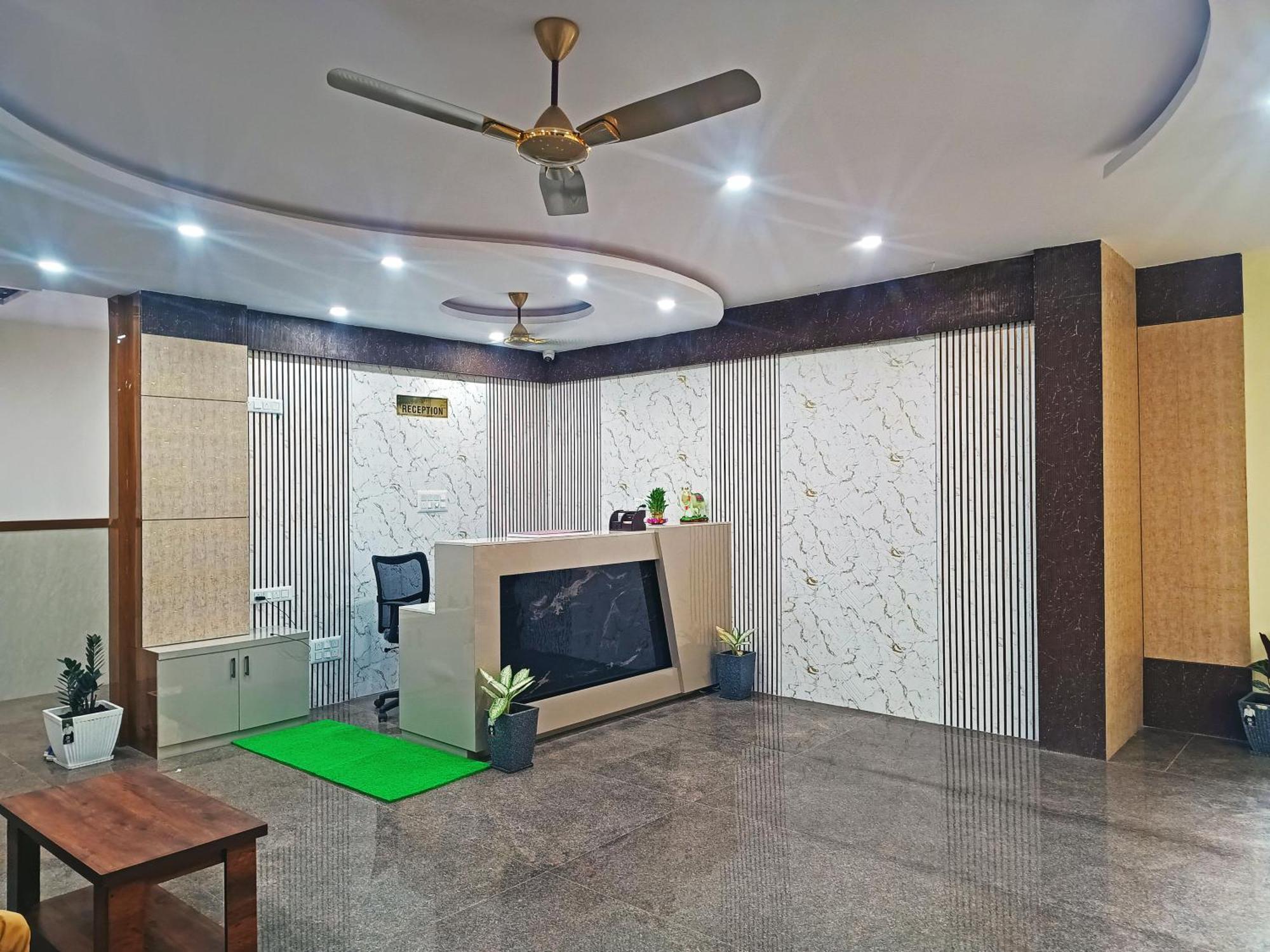 Hotel Achhu Palace 班加罗尔 外观 照片