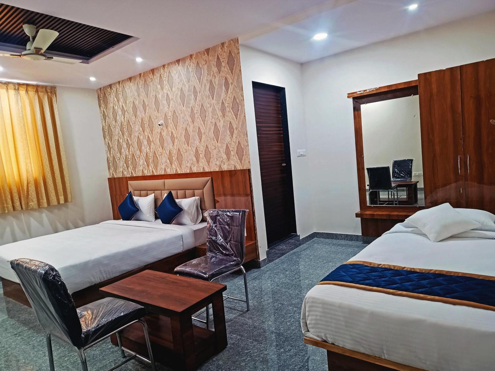 Hotel Achhu Palace 班加罗尔 外观 照片