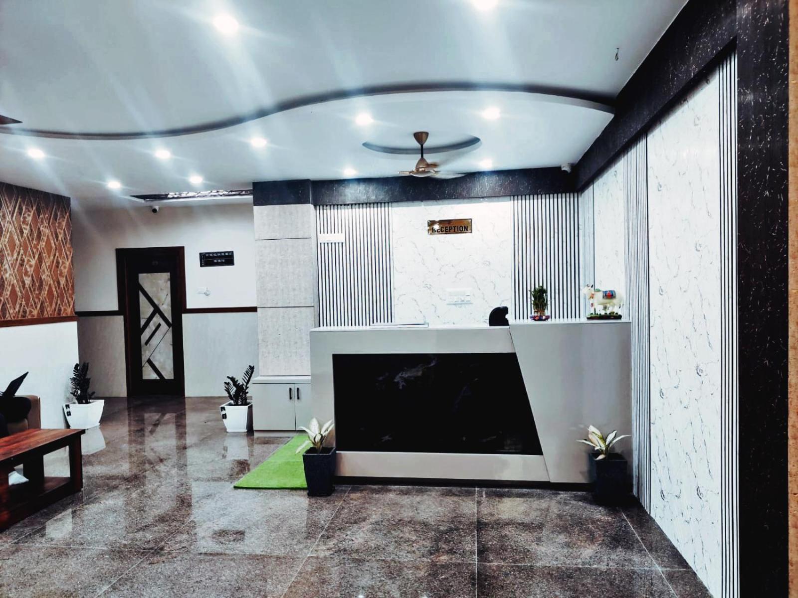 Hotel Achhu Palace 班加罗尔 外观 照片
